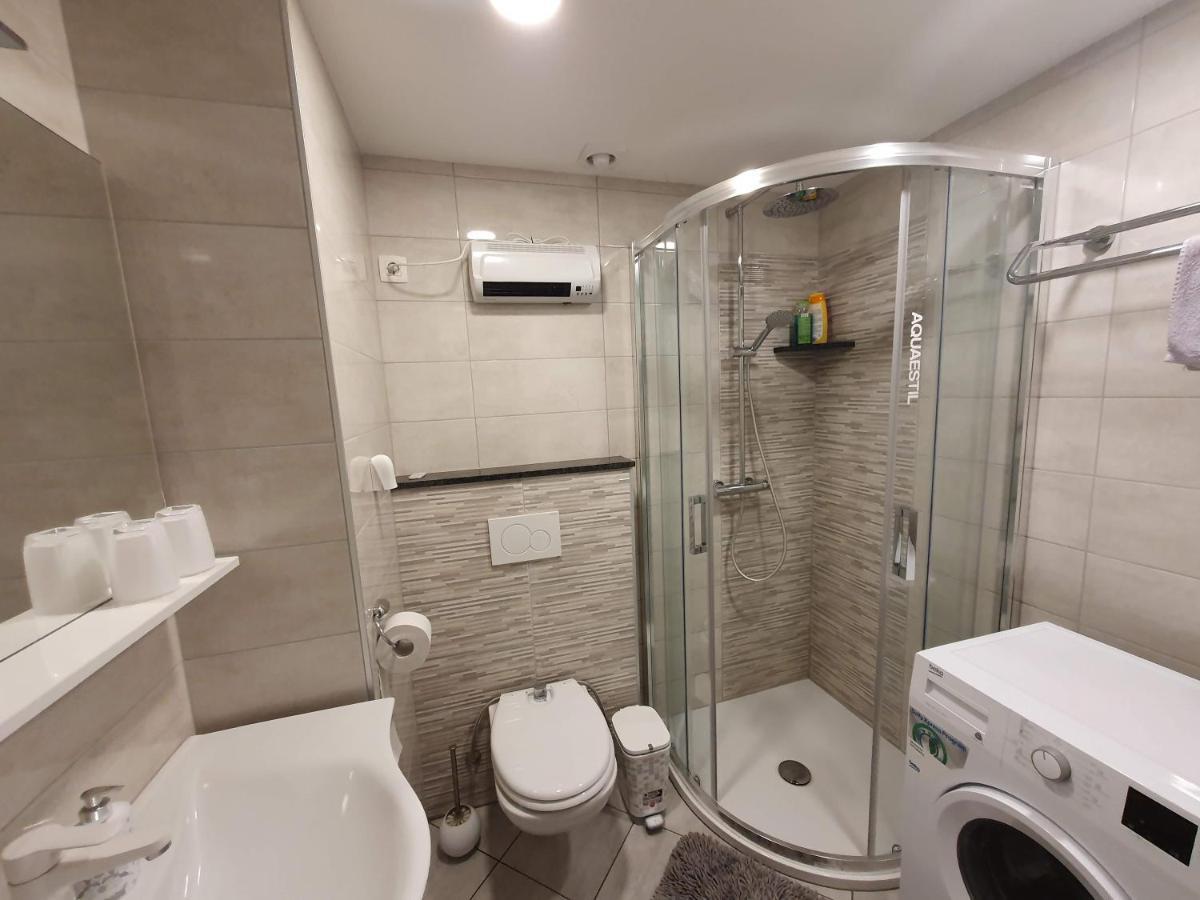Apartma Meta ราโดว์ลิตซา ภายนอก รูปภาพ